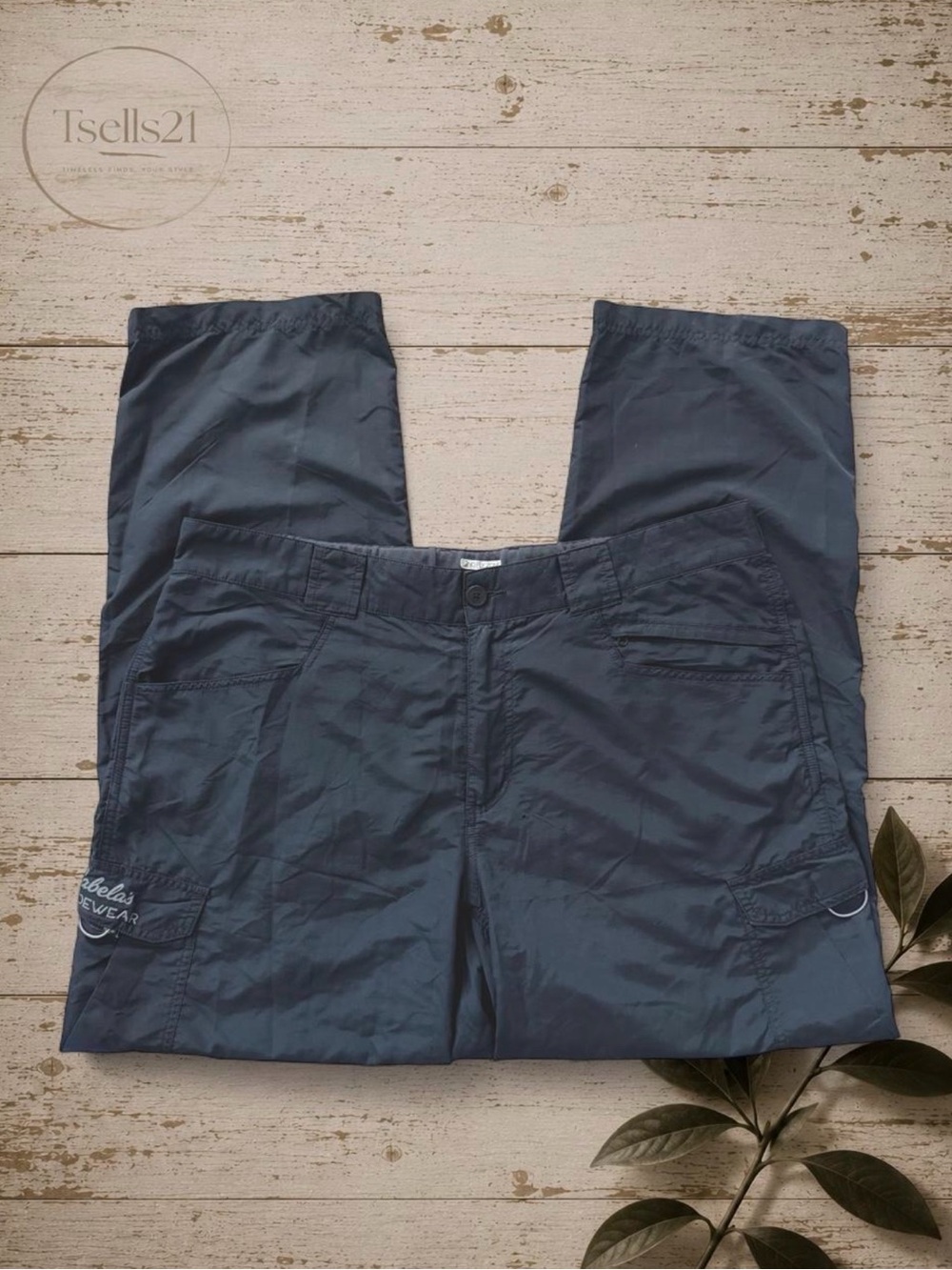 Cabela’s Grey/Black Guidewear No Fly Zone Cargo Pants - Size XL